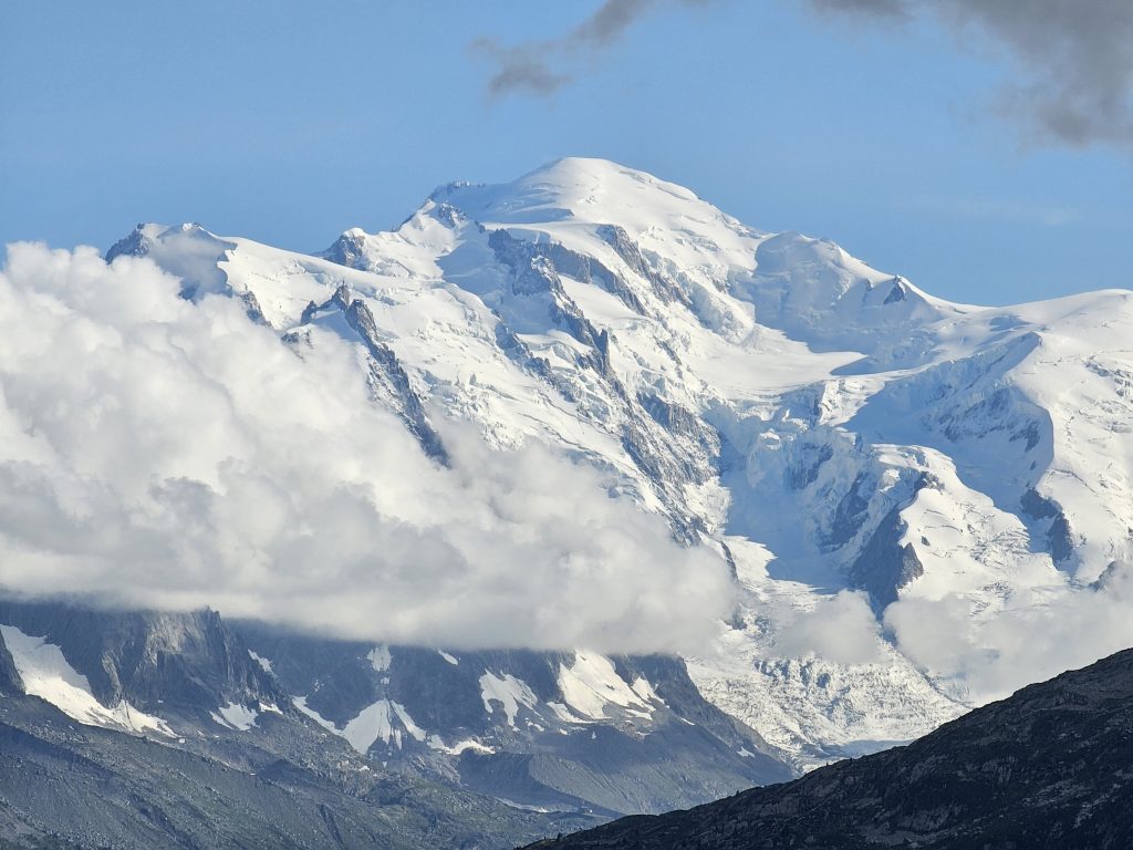 Mont blanc vue depuis le Barrage d'Emosson