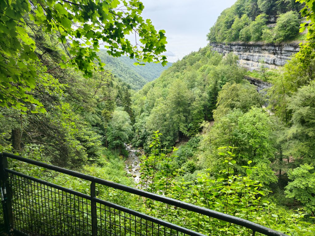 jura cascades