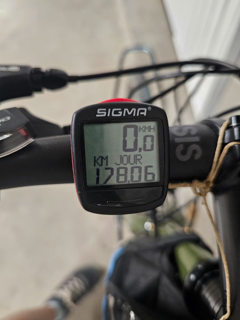 kilomètres tour du lac Léman à vélo